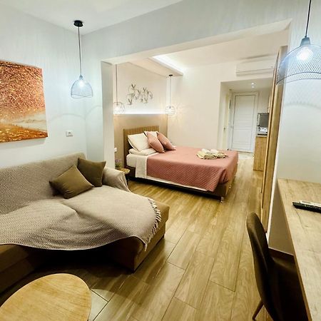 Peter'S Place Aparthotel Faliraki Ngoại thất bức ảnh